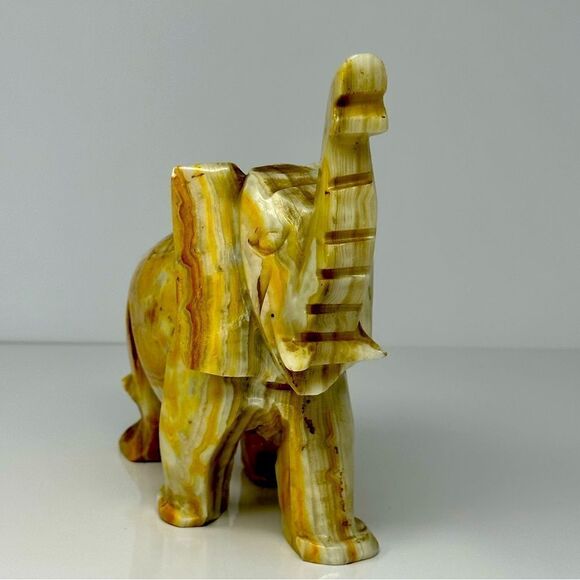 Very heavy marble Elephant - Picture 2 of 4